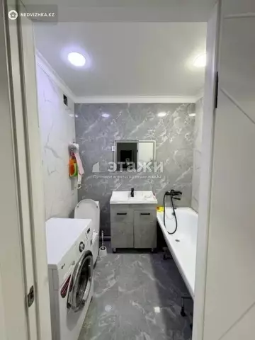 2-комнатная квартира, этаж 10 из 10, 60 м²