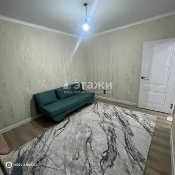 2-комнатная квартира, этаж 3 из 6, 48 м²