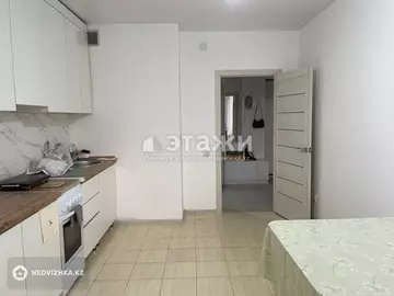 1-комнатная квартира, этаж 3 из 9, 46 м²