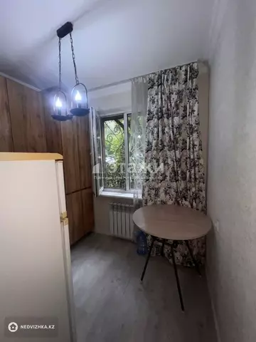 1-комнатная квартира, этаж 1 из 4, 38 м²