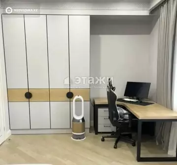 4-комнатная квартира, этаж 5 из 15, 160 м²