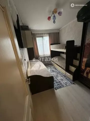 2-комнатная квартира, этаж 4 из 4, 45 м²