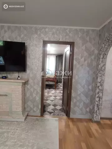 60 м², 3-комнатная квартира, этаж 2 из 4, 60 м², на длительный срок, изображение - 3