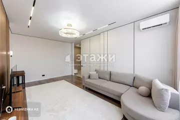 3-комнатная квартира, этаж 17 из 17, 94 м²