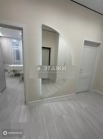 2-комнатная квартира, этаж 8 из 15, 63 м²