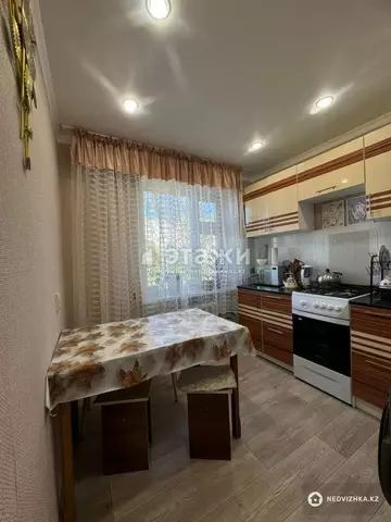 3-комнатная квартира, этаж 5 из 5, 68 м²