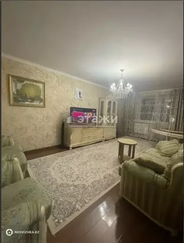 3-комнатная квартира, этаж 3 из 12, 90 м²
