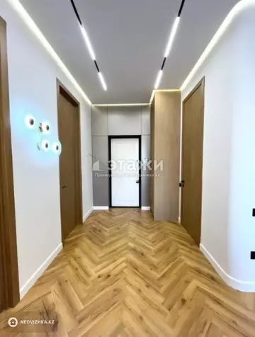 3-комнатная квартира, этаж 7 из 8, 60 м²