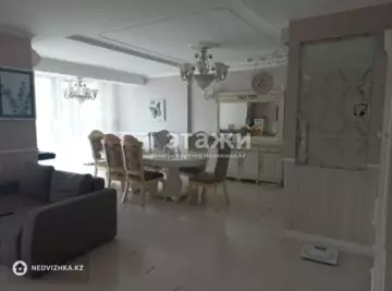 4-комнатная квартира, этаж 7 из 14, 162 м²