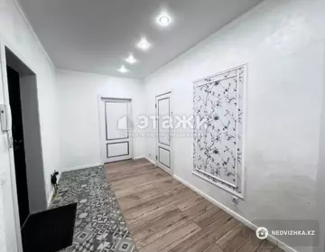 2-комнатная квартира, этаж 10 из 10, 74 м²
