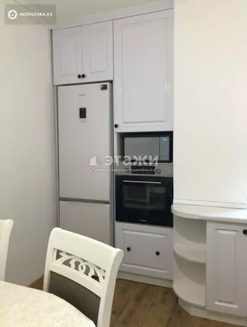 3-комнатная квартира, этаж 11 из 16, 94 м²