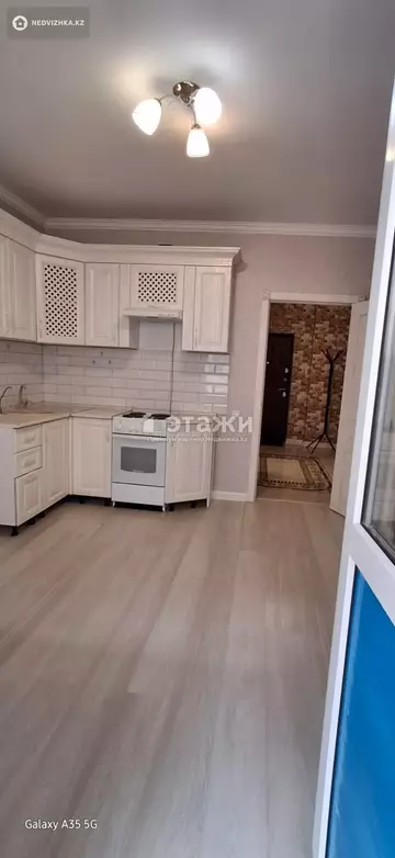 1-комнатная квартира, этаж 2 из 12, 55 м²