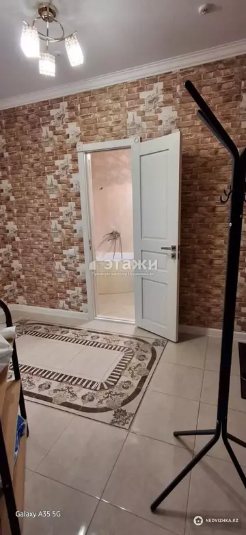 1-комнатная квартира, этаж 2 из 12, 55 м²