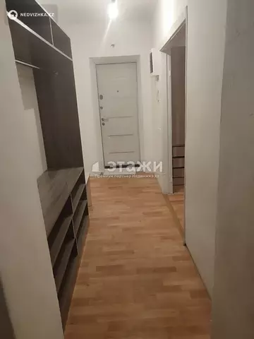 2-комнатная квартира, этаж 3 из 5, 48 м²