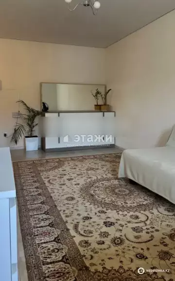 1-комнатная квартира, этаж 7 из 9, 38 м²