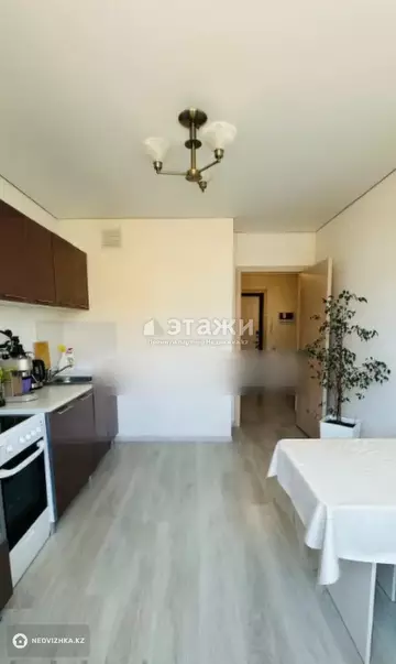 1-комнатная квартира, этаж 7 из 9, 38 м²