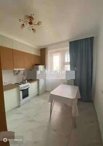 2-комнатная квартира, этаж 9 из 9, 55 м²