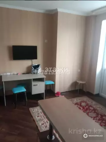 2-комнатная квартира, этаж 3 из 6, 45 м²