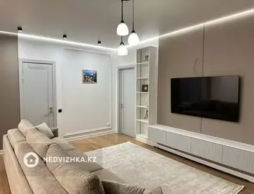 4-комнатная квартира, этаж 9 из 9, 100 м²