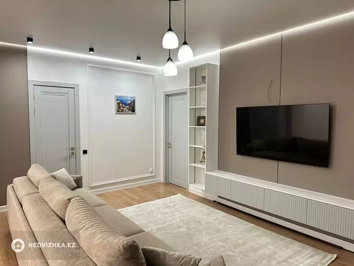 100 м², 4-комнатная квартира, этаж 9 из 9, 100 м², изображение - 1