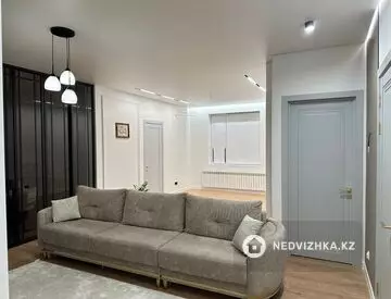 100 м², 4-комнатная квартира, этаж 9 из 9, 100 м², изображение - 0