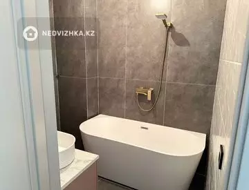 100 м², 4-комнатная квартира, этаж 9 из 9, 100 м², изображение - 5