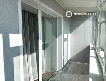 1-комнатная квартира, этаж 2 из 12, 52 м²