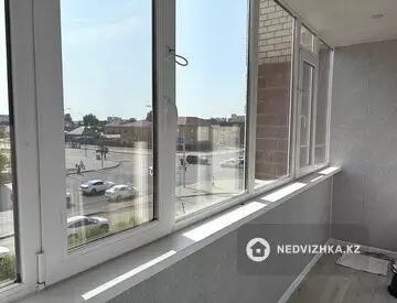 1-комнатная квартира, этаж 2 из 12, 52 м²