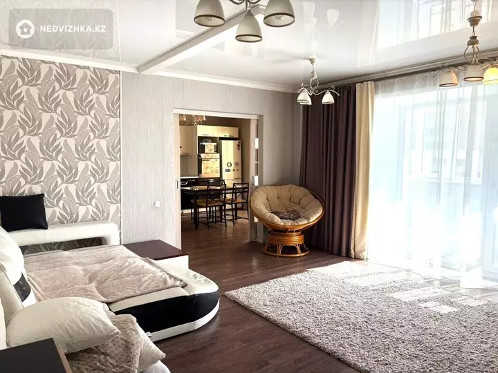 52 м², 1-комнатная квартира, этаж 2 из 12, 52 м², изображение - 1