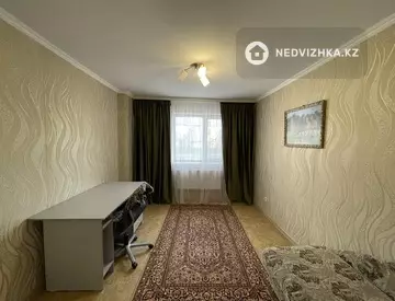 2-комнатная квартира, этаж 2 из 12, 50 м²