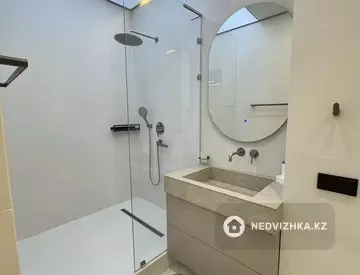 2-комнатная квартира, этаж 7 из 9, 60 м², посуточно