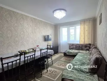 3-комнатная квартира, этаж 4 из 5, 62 м²