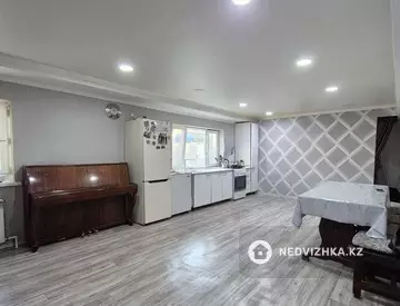 4-комнатный дом, 4 соток, 80 м²