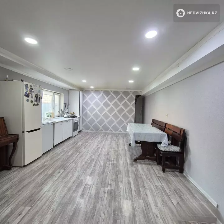 80 м², 4-комнатный дом, 4 соток, 80 м², изображение - 1