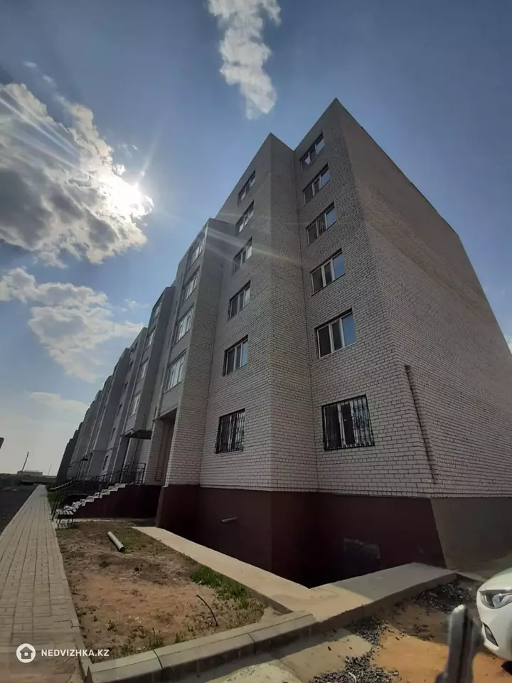 106 м², 3-комнатная квартира, этаж 3 из 5, 106 м², изображение - 1