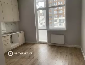1-комнатная квартира, этаж 8 из 17, 42 м²