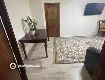 2-комнатная квартира, этаж 3 из 3, 56 м²