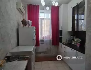 3-комнатная квартира, этаж 2 из 3, 68 м²