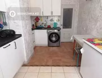 3-комнатная квартира, этаж 2 из 3, 68 м²