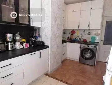 3-комнатная квартира, этаж 2 из 3, 68 м²