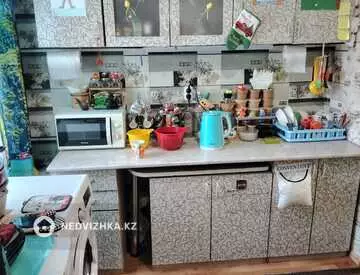 4-комнатный дом, 10 соток, 65 м²