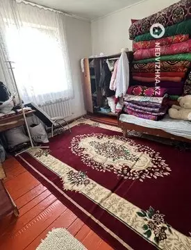 10-комнатный дом, 10 соток, 12 м²