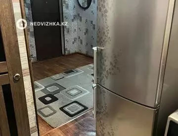 3-комнатная квартира, этаж 1 из 5, 82 м²