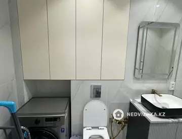 2-комнатная квартира, этаж 9 из 12, 80 м², на длительный срок