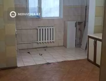 2-комнатная квартира, этаж 2 из 5, 103 м²