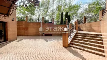 Офисное помещение, 6 этажей, 142 м²