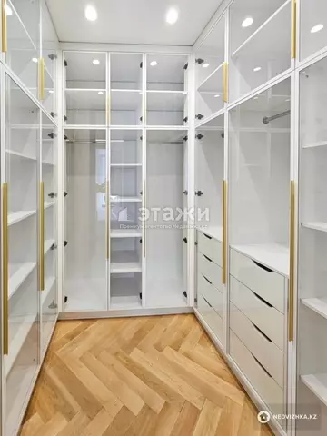 196 м², 4-комнатная квартира, этаж 2 из 3, 196 м², изображение - 11