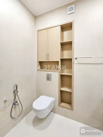 196 м², 4-комнатная квартира, этаж 2 из 3, 196 м², изображение - 32