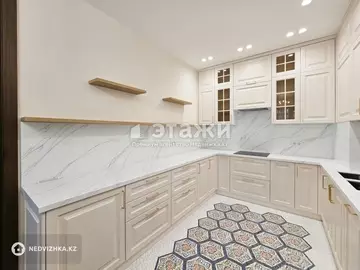 196 м², 4-комнатная квартира, этаж 2 из 3, 196 м², изображение - 38