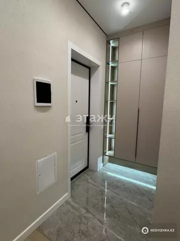 2-комнатная квартира, этаж 3 из 12, 43 м²